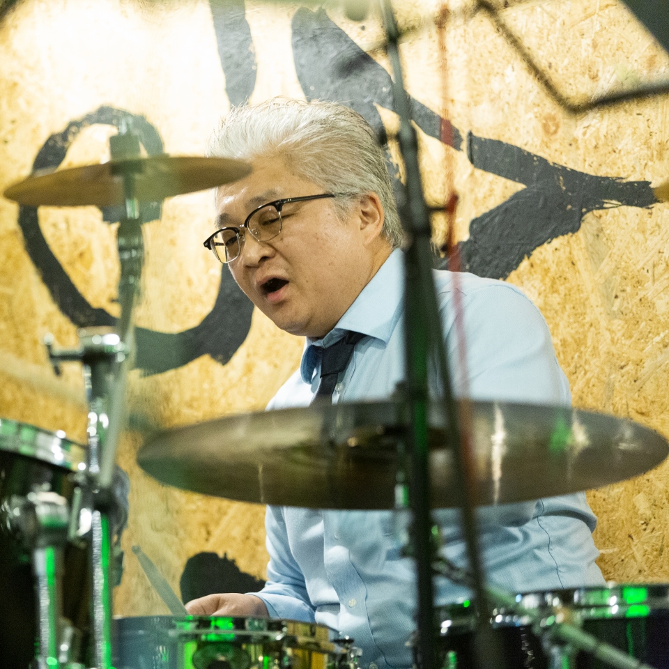 後藤浩 Drums